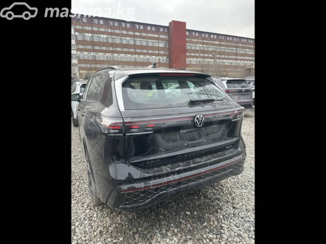 Volkswagen Tiguan III (China Market) 2.0 AMT 4WD