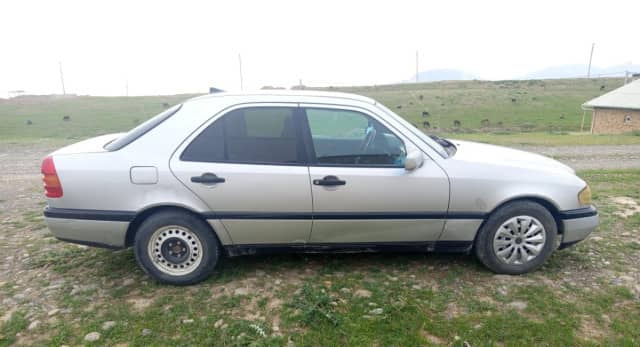 Mercedes-Benz C-Класс I (W202) 180 1.8 MT