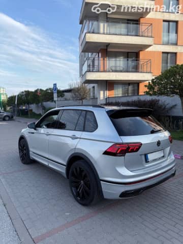 Volkswagen Tiguan II Рестайлинг 2.0 AT 4WD
