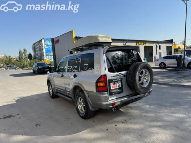 Mitsubishi Pajero III