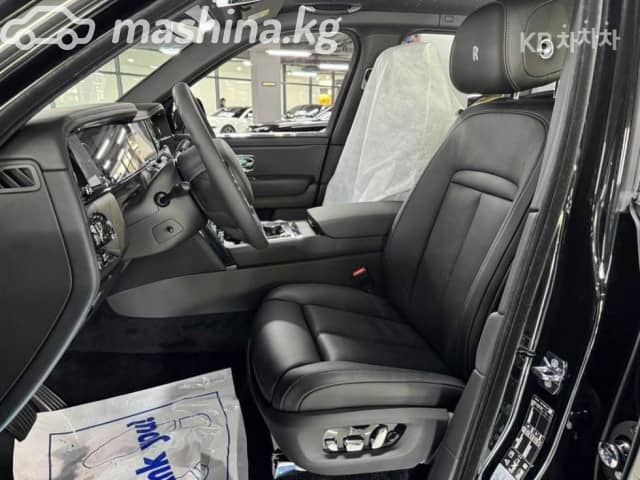 Rolls-Royce Cullinan I 6.7 AT AWD
