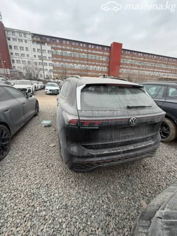Volkswagen Tiguan III (China Market) 2.0 AMT 4WD