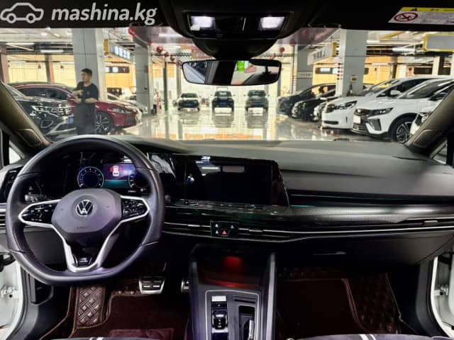 Volkswagen Golf VIII 1.4 AT