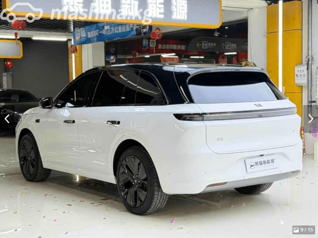 LiXiang L6 1.5hyb AT 4WD