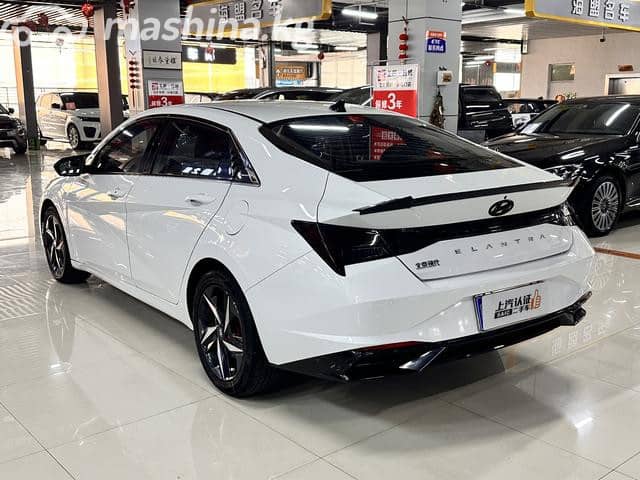 Hyundai Elantra VII (CN7) 1.6 AT
