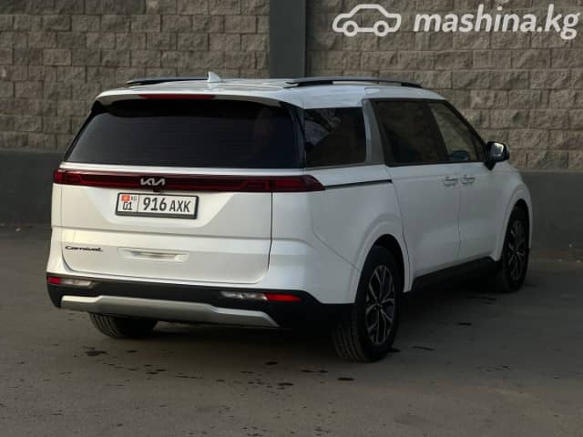 Kia Carnival IV 2.2d AT