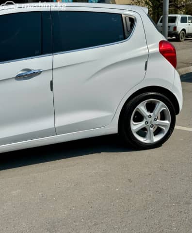 Chevrolet Spark IV Рестайлинг 1.0 CVT