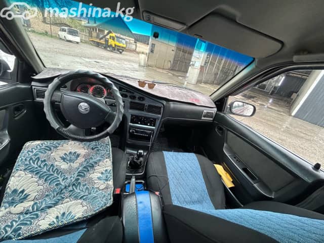 Daewoo Nexia I Рестайлинг 1.6 MT