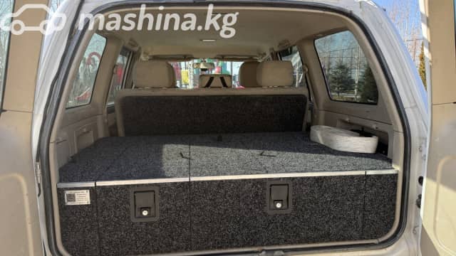 Toyota Land Cruiser 100 Series Рестайлинг 1 105 4.2d MT 4WD