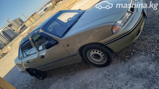 Daewoo Nexia I 1.5 MT