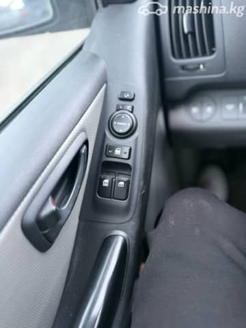 Hyundai Starex (H-1) II Рестайлинг 2 2.5d AT