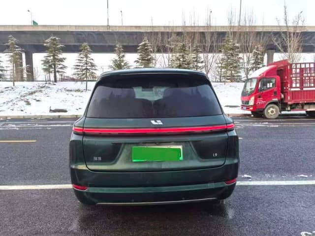 LiXiang L9 Рестайлинг 1.5hyb AT 4WD