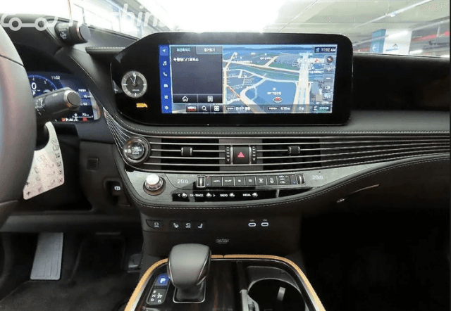 Lexus LS V Рестайлинг 500 3.4 AT 4WD