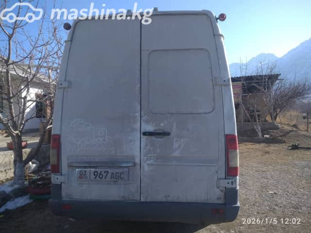 Mercedes-Benz Sprinter