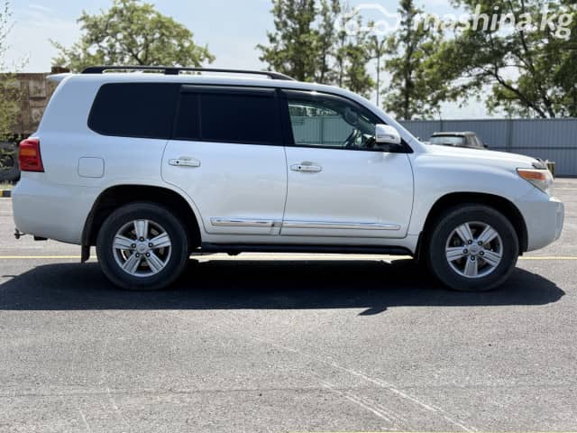 Toyota Land Cruiser 200 Series Рестайлинг 1 4.6 AT 4WD