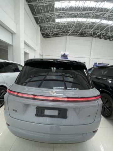LiXiang L9 Рестайлинг 1.5hyb AT 4WD