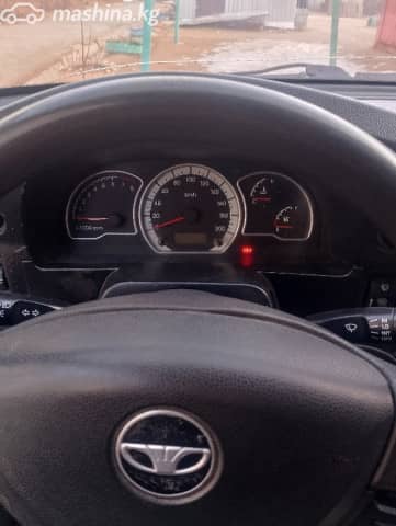 Daewoo Nexia I Рестайлинг 1.5 MT