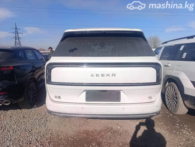 Zeekr 9X 2.0hyb AT 4WD