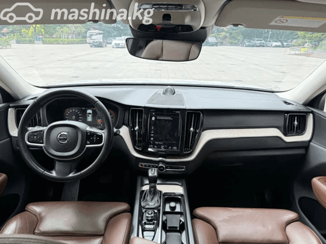 Volvo XC60 II 2.0 AT 4WD