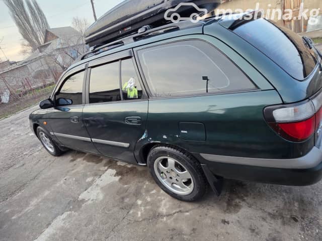 Mazda 626 V (GF) 1.8 MT