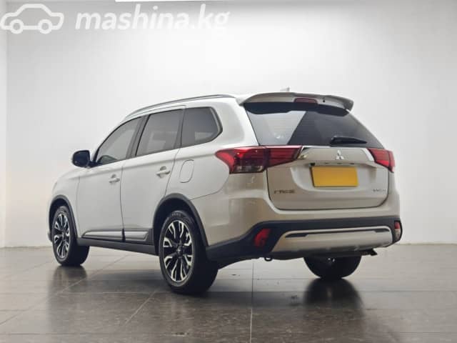 Mitsubishi Outlander III Рестайлинг 3 2.0 CVT