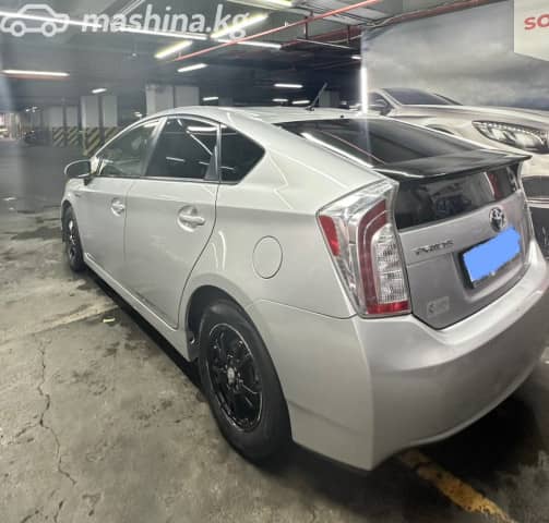 Toyota Prius III Рестайлинг (XW30)