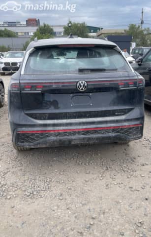 Volkswagen Tiguan III (China Market) 2.0 AMT 4WD