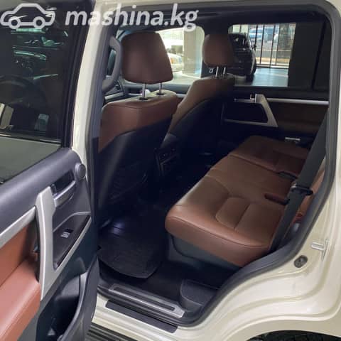 Toyota Land Cruiser 200 Series Рестайлинг 2 4.6 AT 4WD