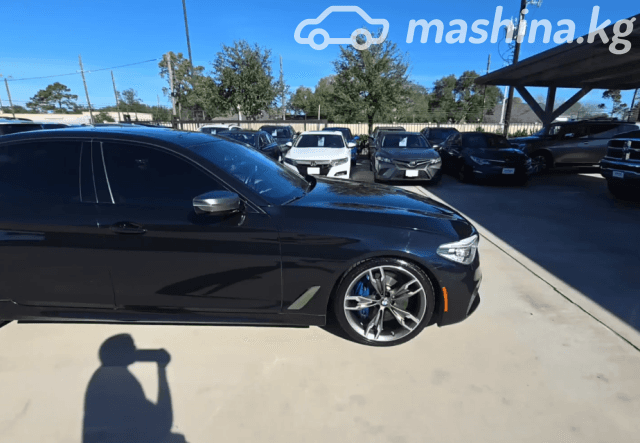 BMW 5 серии VII (G30/G31) M550i xDrive 4.4 AT 4WD