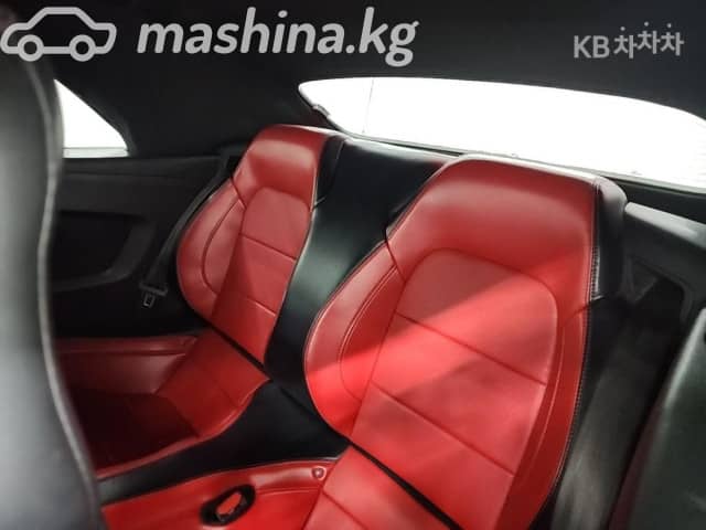 Ford Mustang VI Рестайлинг 2.3 AT