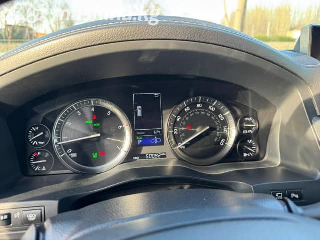 Lexus LX III Рестайлинг 2 570 5.7 AT 4WD