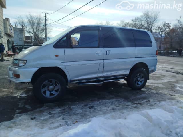 Mitsubishi Delica IV 2.8d AT 4WD