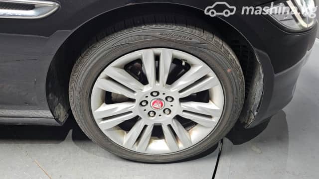 Jaguar XF II 2.0d AT