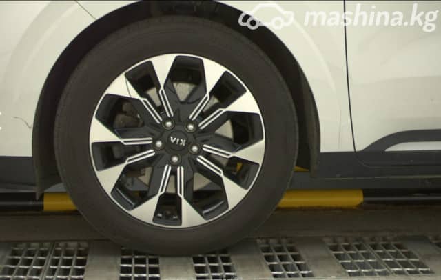 Kia Carnival IV 2.2d AT