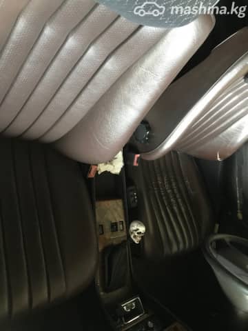 Mercedes-Benz W124 230 2.3 MT