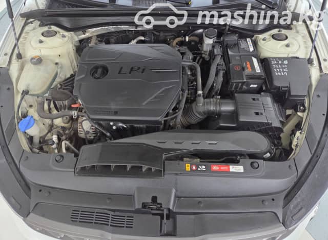Kia K5 III LPi 2.0 AT