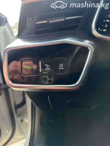 Audi A6 V (C8) 45 TFSI 2.0 AMT