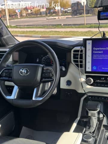 Toyota Sequoia III 3.5hyb AT 4WD