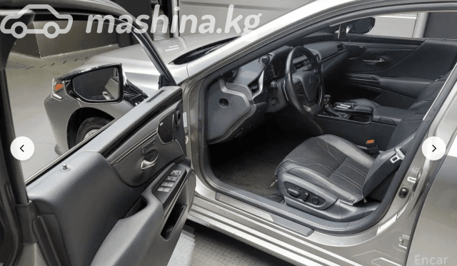 Lexus ES VII 300h 2.5hyb CVT