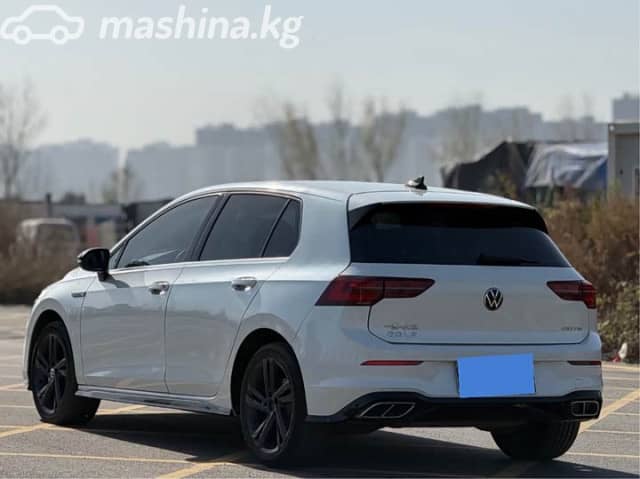 Volkswagen Golf VIII 1.4 AT
