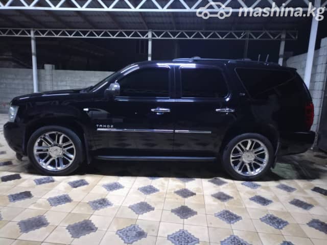 Chevrolet Tahoe III 5.3 AT 4WD