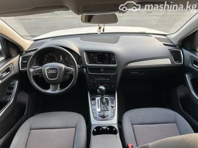 Audi Q5 I 2.0d AT 4WD