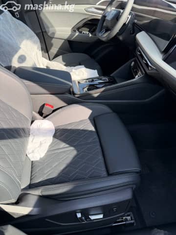 Audi Q5 III 40 TFSI 2.0 AMT 4WD