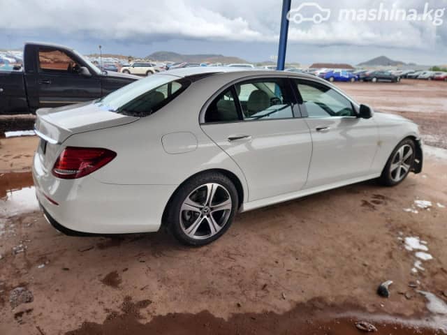 Mercedes-Benz E-Класс V (W213, S213, C238) 300 2.0 AT