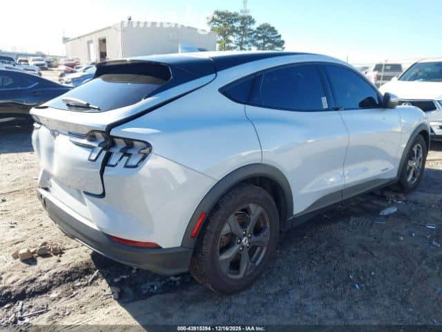 Ford Mustang Mach-E I 98 kWh Electro AT