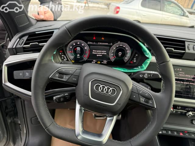 Audi Q3 II (F3) 45 TFSI 2.0 AT 4WD