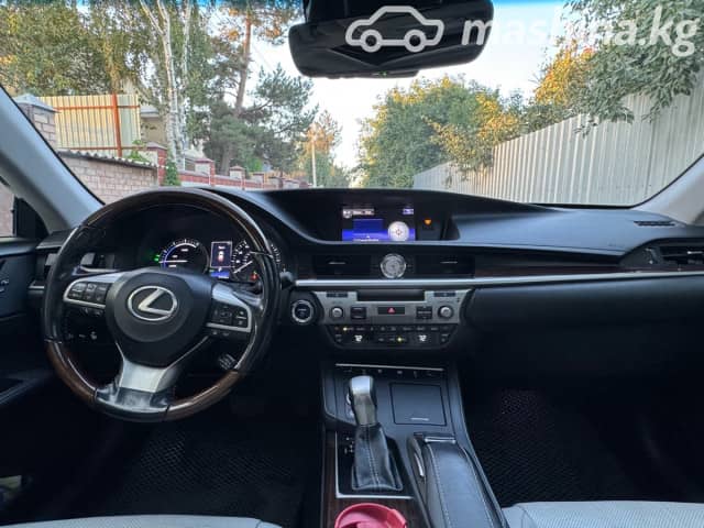 Lexus ES VI Рестайлинг 300h 2.5hyb CVT