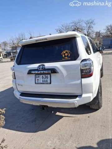 Toyota 4Runner V Рестайлинг 4.0 AT 4WD