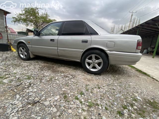 Mazda 626 III (GD) 1.8 MT