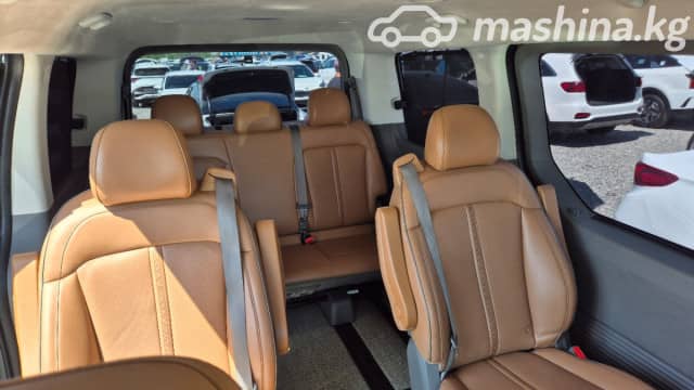 Hyundai Staria 3.5 AT